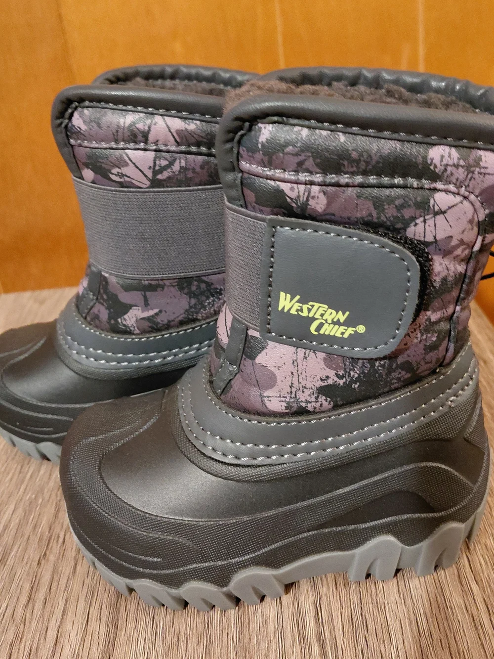 Western Chief Kids Blizzard Winter Snow Camo Boots Size US 5/6 Youth Brand New